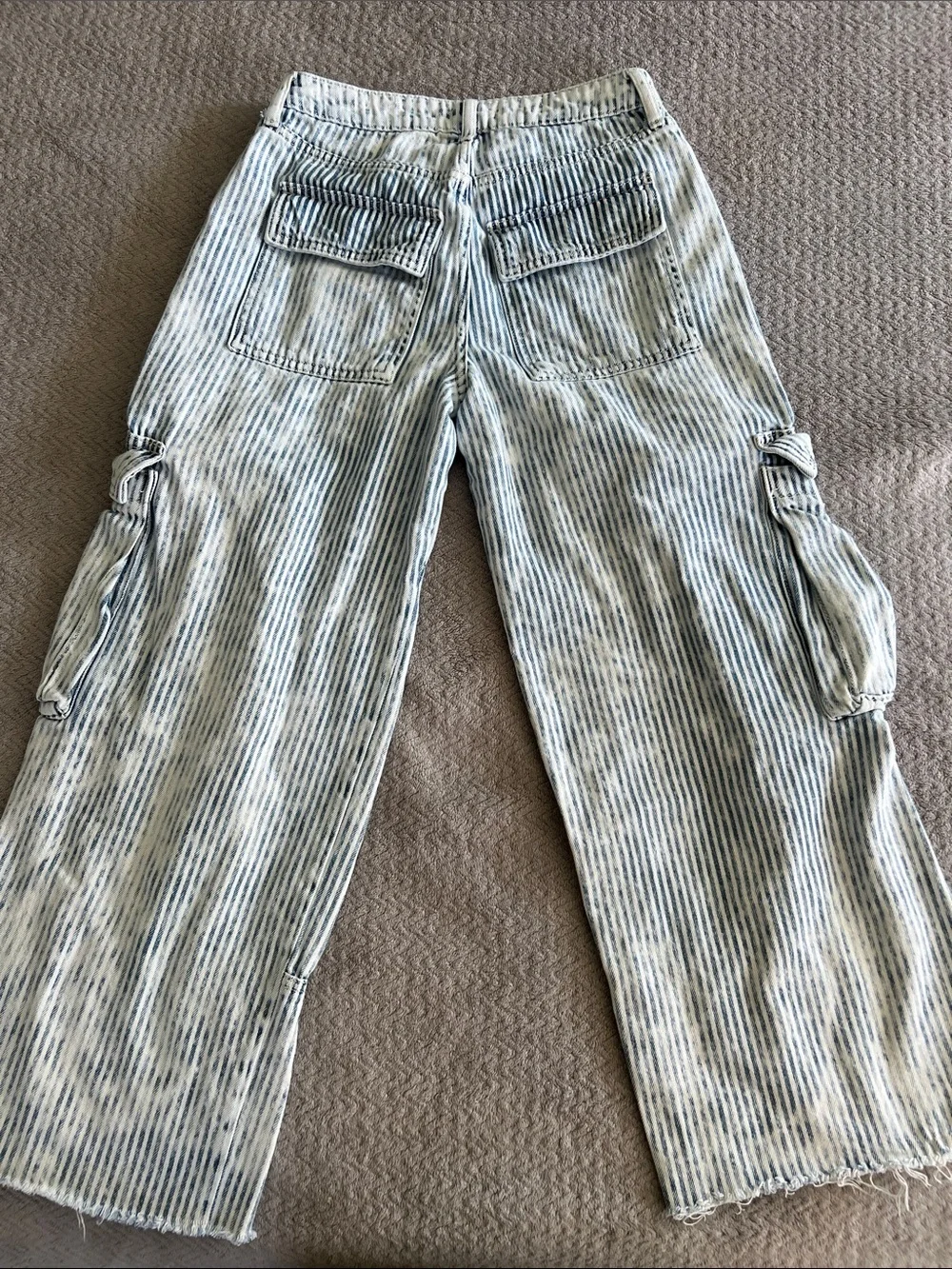 Wild Fable Blue & White Striped Mid Rise Baggy Cargo Jeans Size 2 R